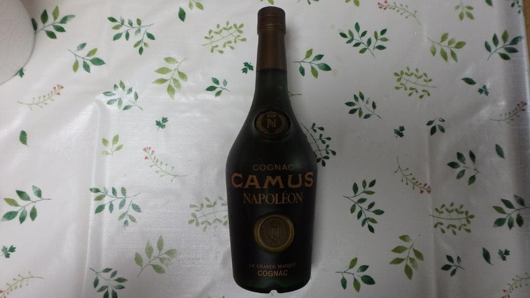 Camus & Hennessy Napoleon ブランデーセット