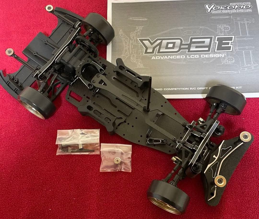 ヨコモ RWDドリフトカー YD-2 カーボンシャーシ アルミパーツ多数