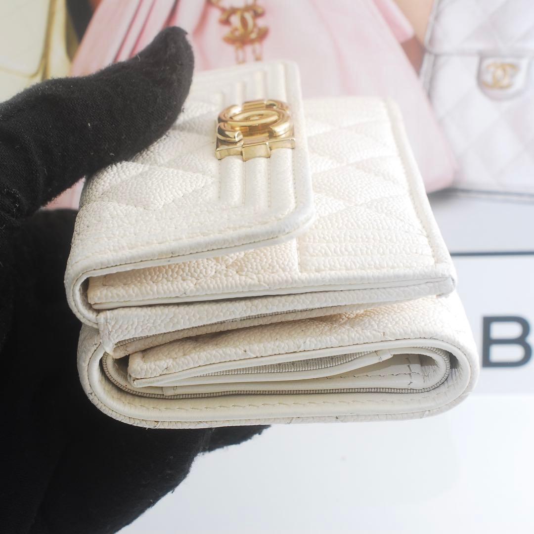 シャネル＊CHANEL＊ボーイシャネル＊キャビアスキン＊三つ折り財布＊マトラッセ
