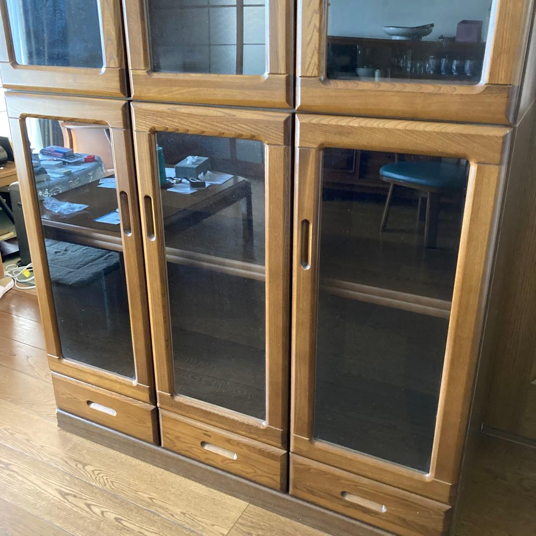 タイガー　食器箪笥、展示棚、コレクション棚