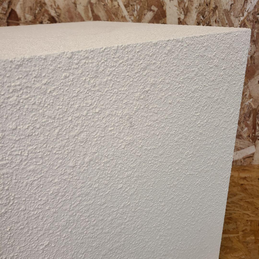 ZARA  セメントフィニッシュ テーブル