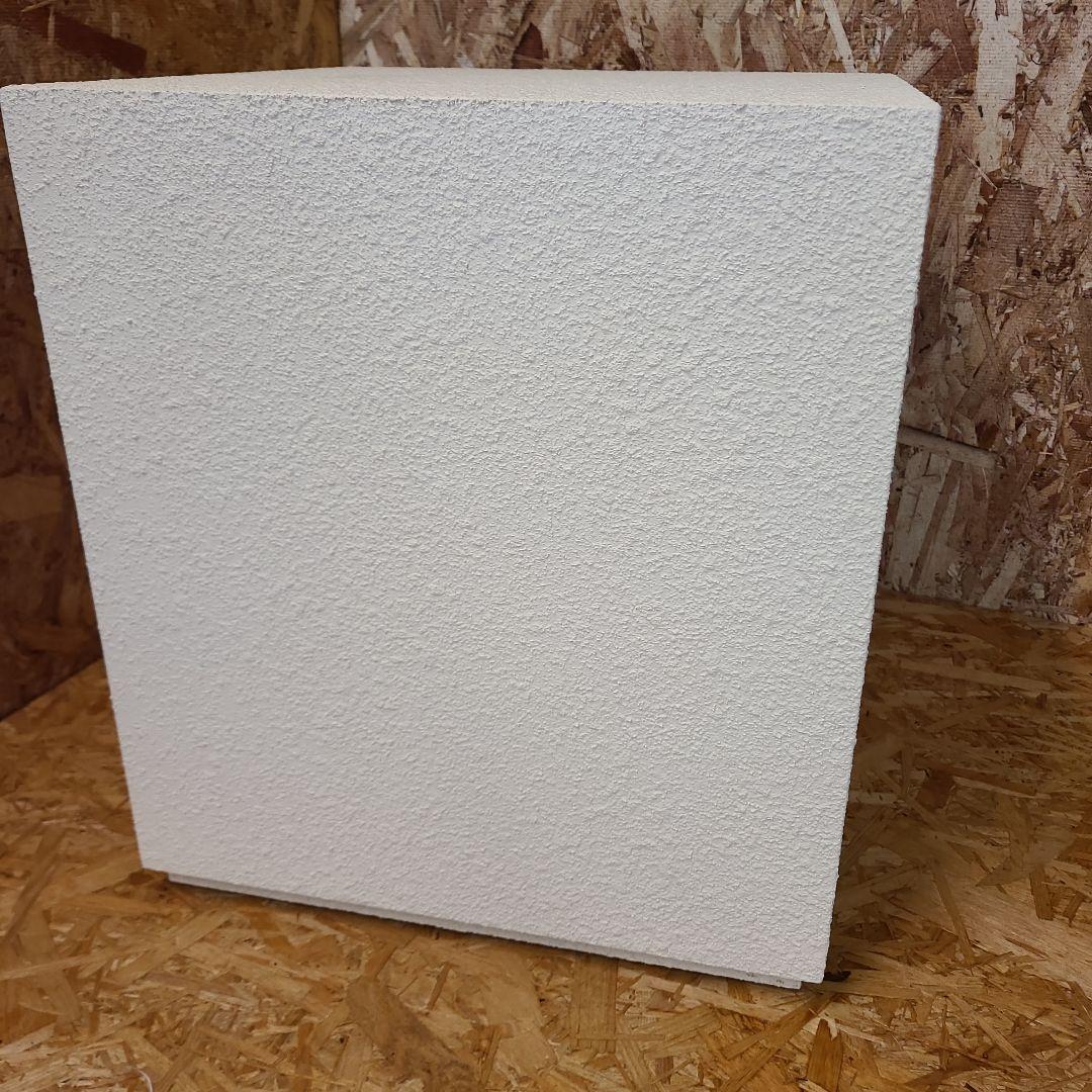 ZARA  セメントフィニッシュ テーブル