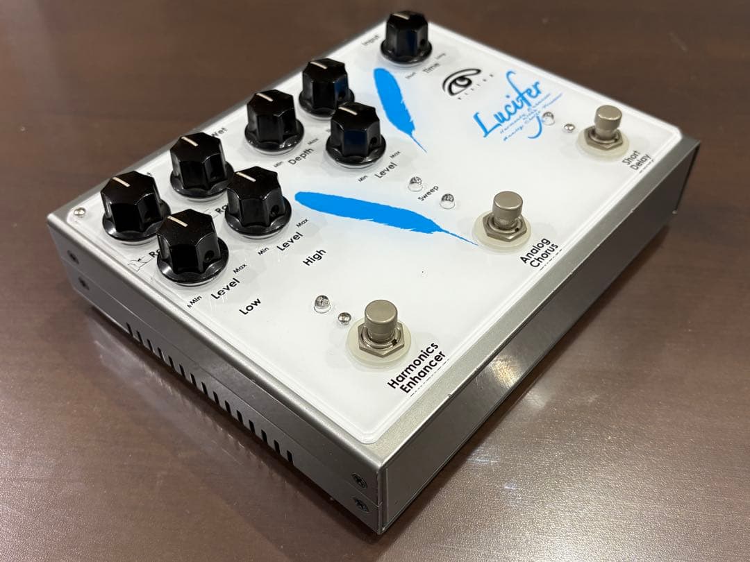 VIZION LUCIFER ギター用エフェクター　アナログコーラスぺダル