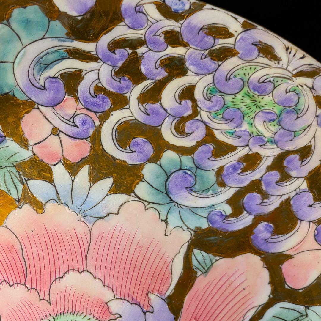 【豪華金彩に淡い色彩の牡丹桔梗】 花瓶＆飾皿セット 金彩手彩牡丹花文様