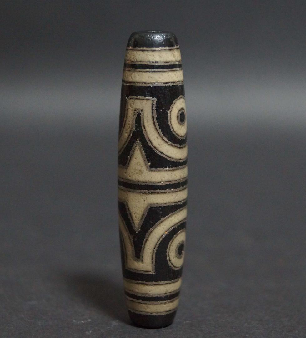 オールドチベット メノウ瑪瑙銀線象嵌『仏眼天珠』根付 緒締玉アゲートDziお守り