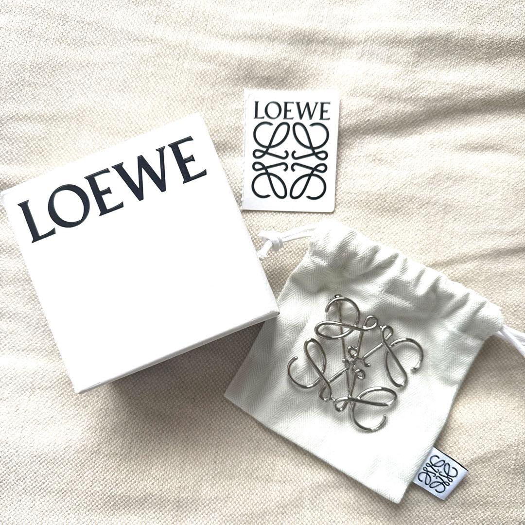 LOEWE新品 ブローチ シルバー ロエベ