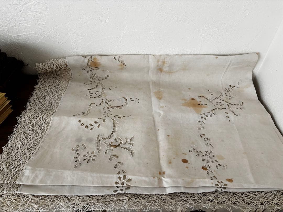 フランス　蚤の市　テーブルクロス　リメイク　ブロカント