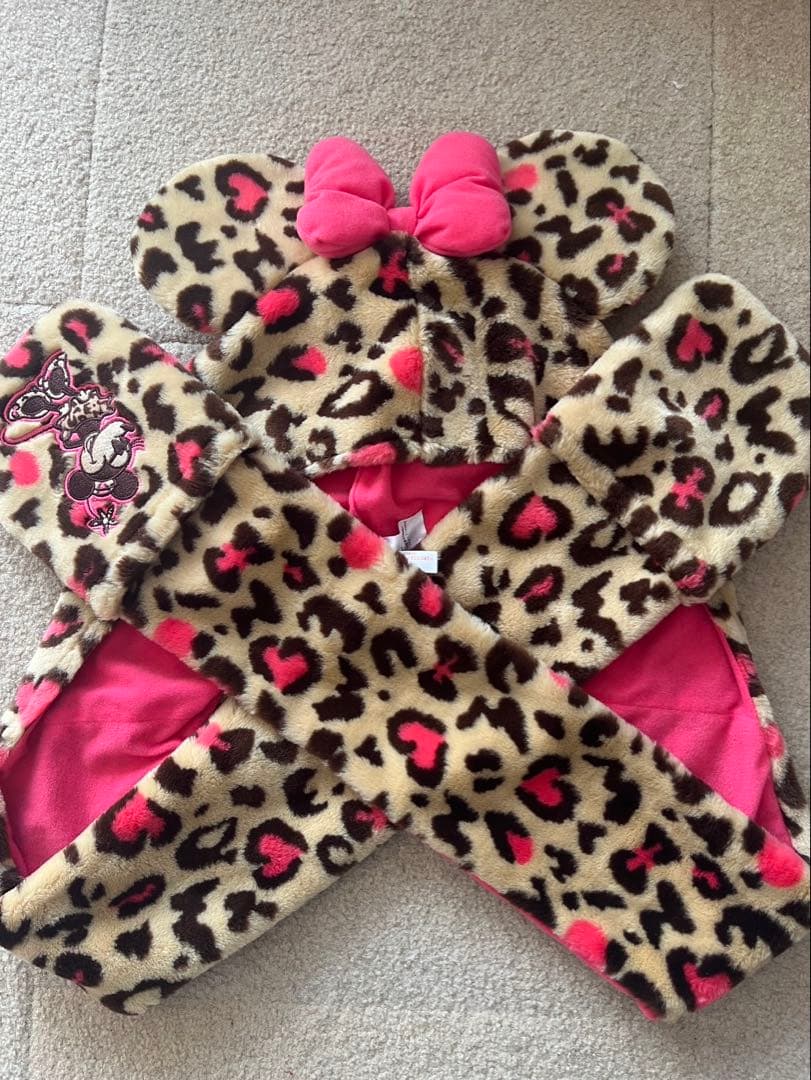 ディズニーミニーちゃんヒョウ柄マフラーキャップ