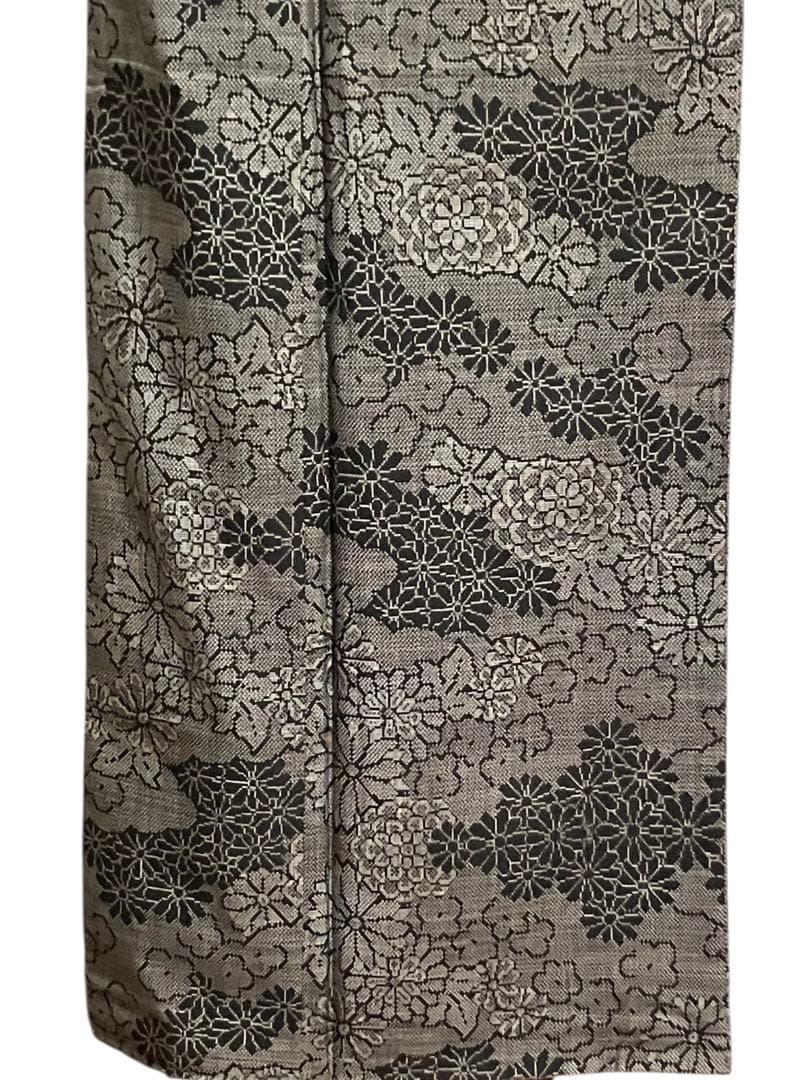 本場大島紬 経緯絣 小紋 正絹 花文 菊 桜 美品 イ6479