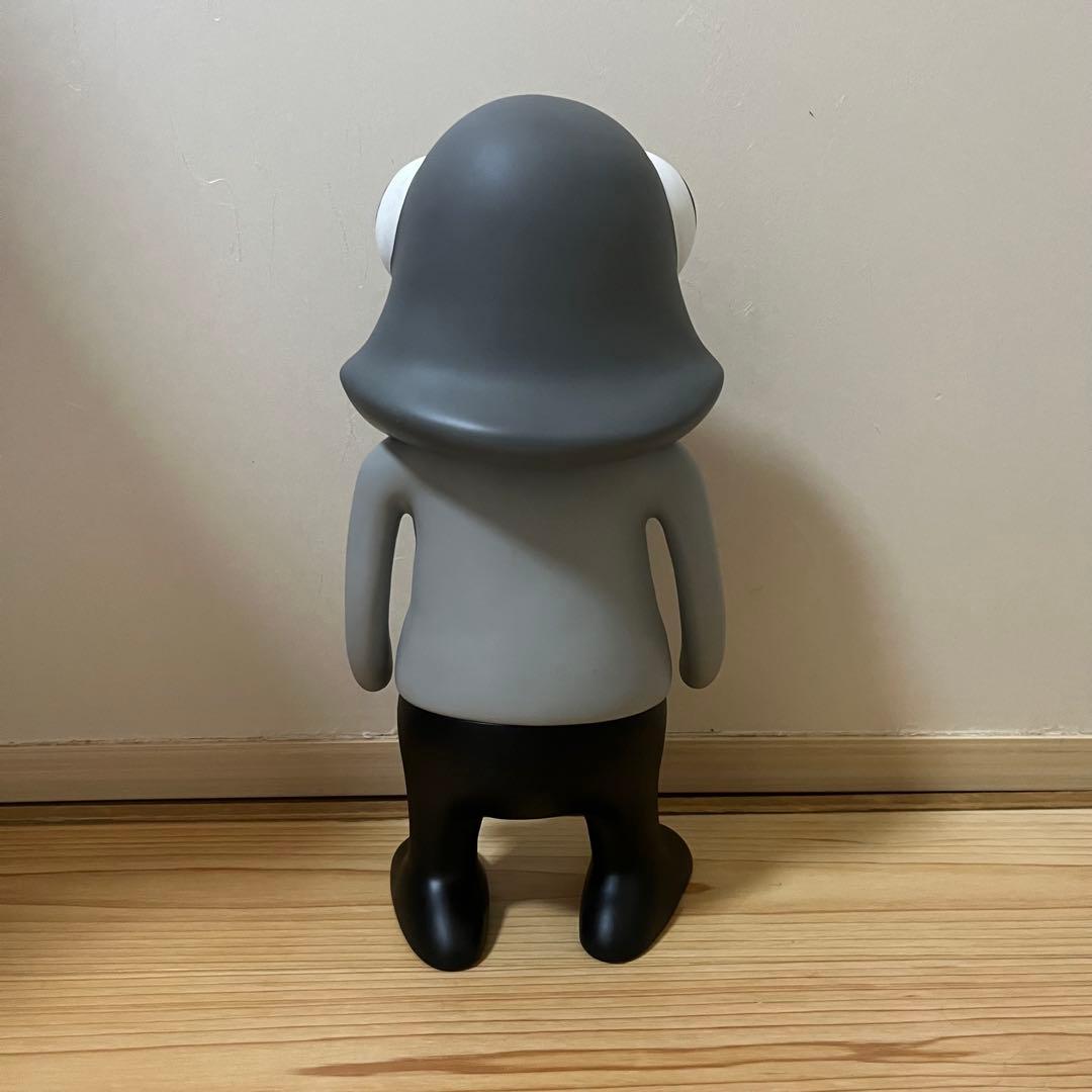 【完売品・入手困難】CUNE キューン　鳩山オズボーンフィギュアソフビ　モノクロ