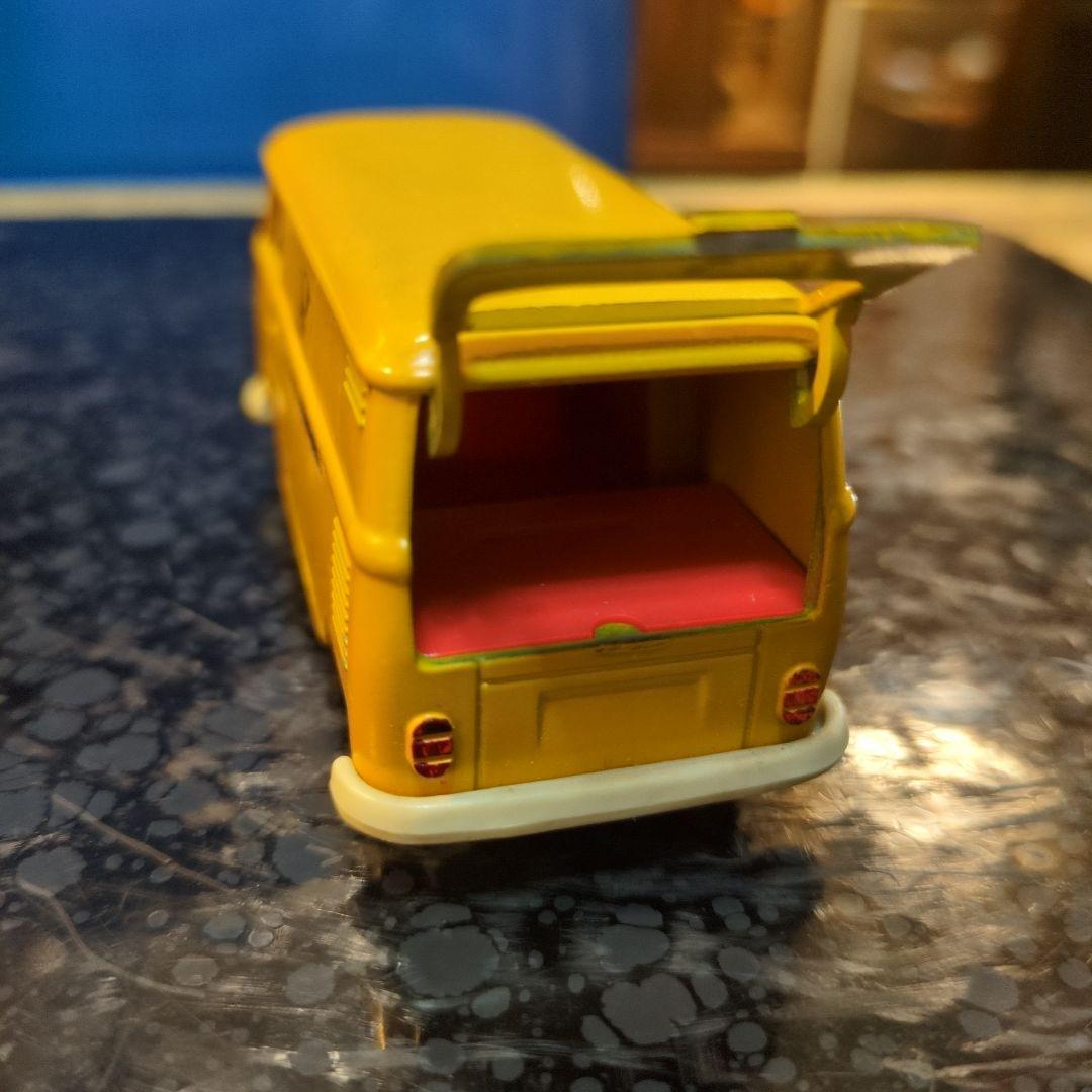 Volkswagen Type 2 (T1) ミニカー イエロー