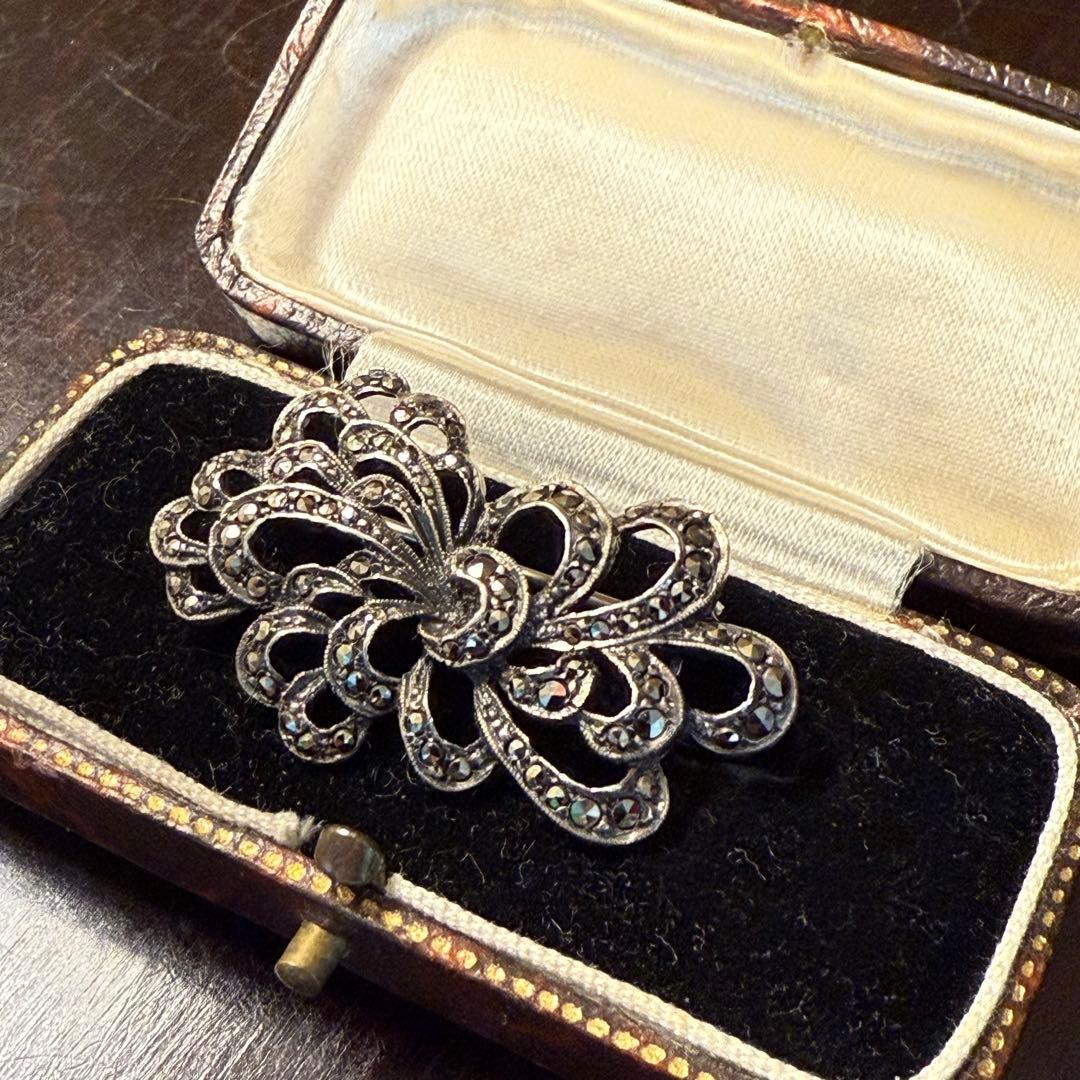 Antiques *Midi ✳︎vintage シルバー・マーカサイト ブローチ