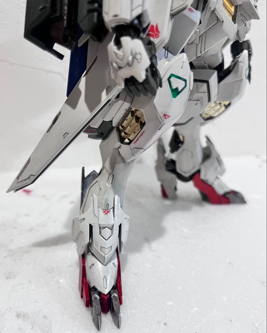 MG 1/100 ガンダムバルバトスルプス 塗装 完成品
