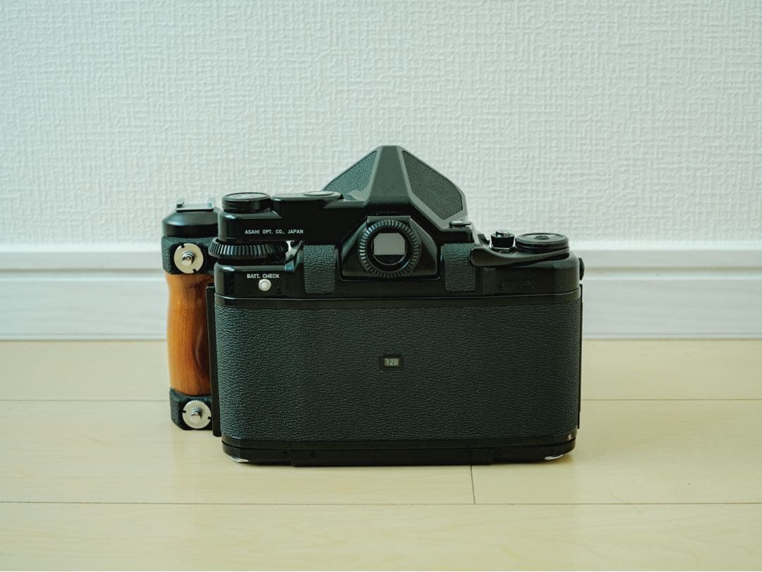 PENTAX67＋105mmF2.4＋付属品多数！！