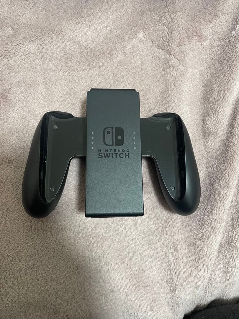 美品Nintendo Switch 本体128GB SDカード/保護フィルム付き