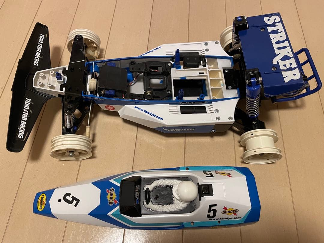 タミヤ　ラジコン　ストライカー