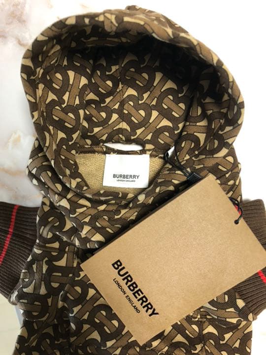 バーバリー(BURBERRY) 激レア　TBドッグウェア　Sサイズ