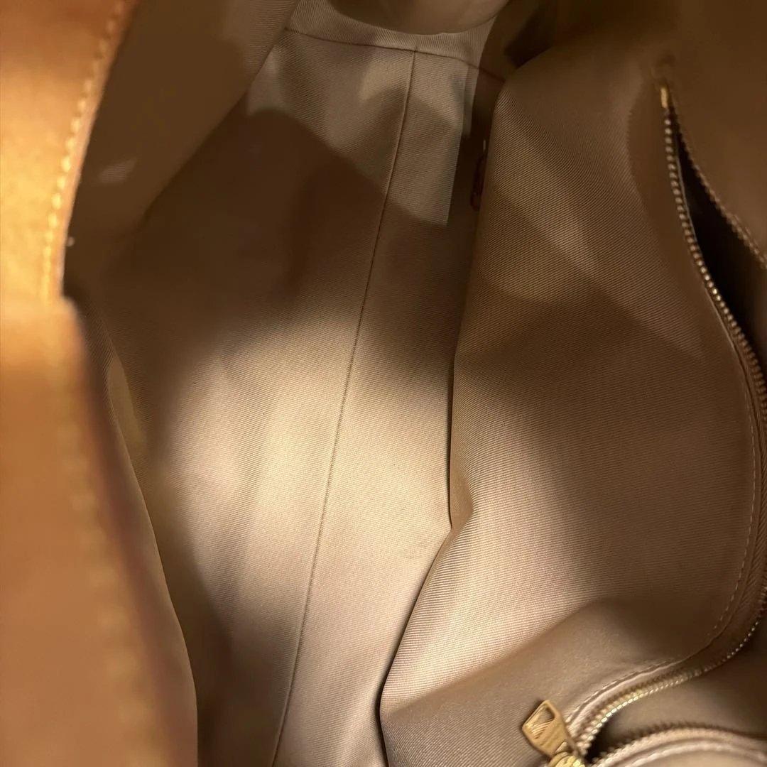 Louis Vuitton モノグラムショルダーバッグ