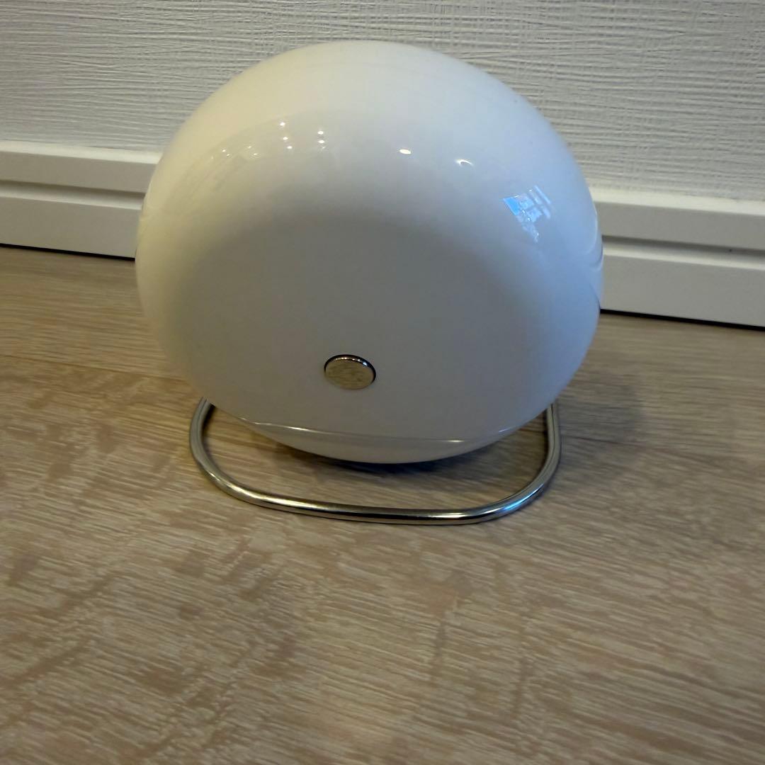 アルネ ヤコブセン ホワイト 丸型 置時計