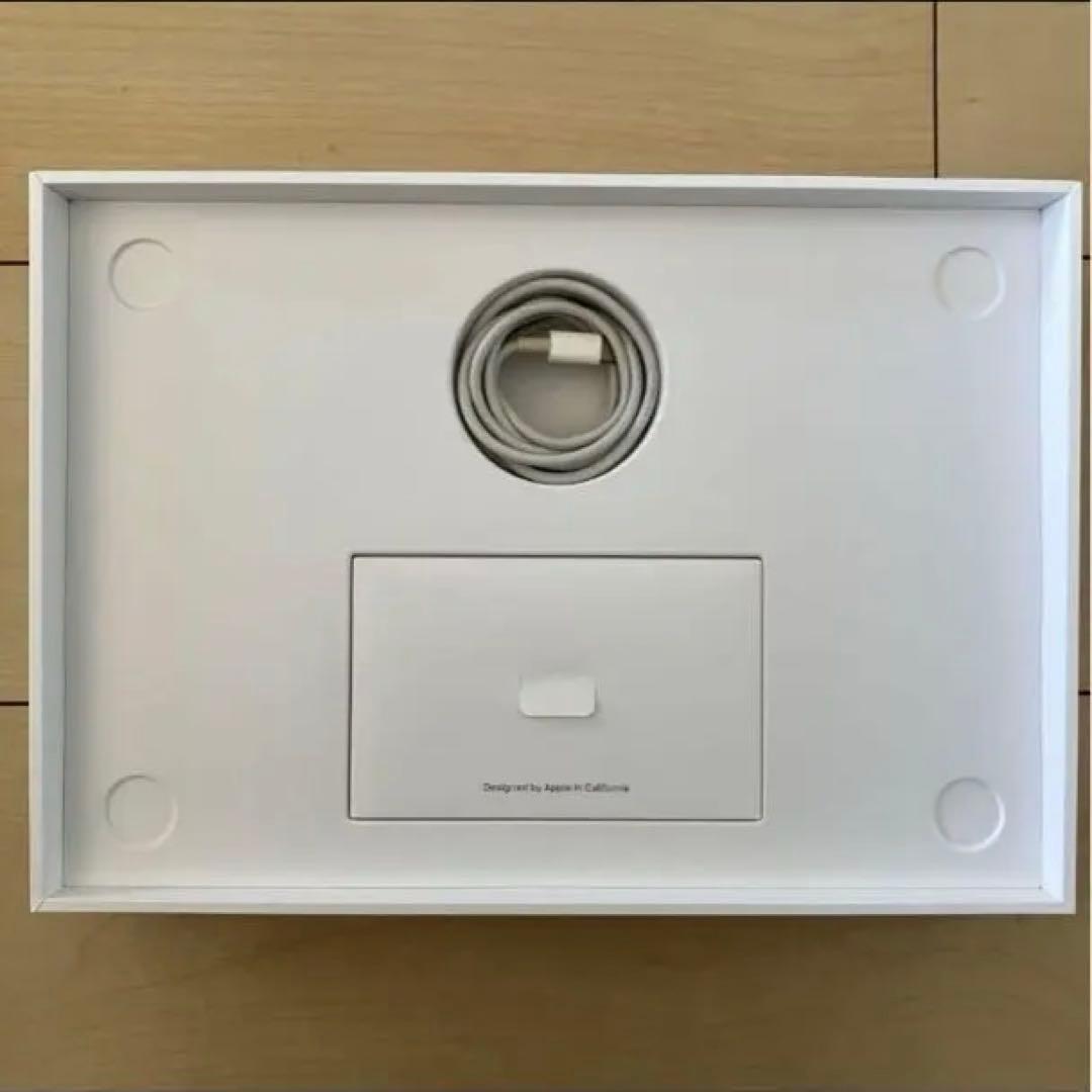 MacBook Air A1932 - USED (中古)