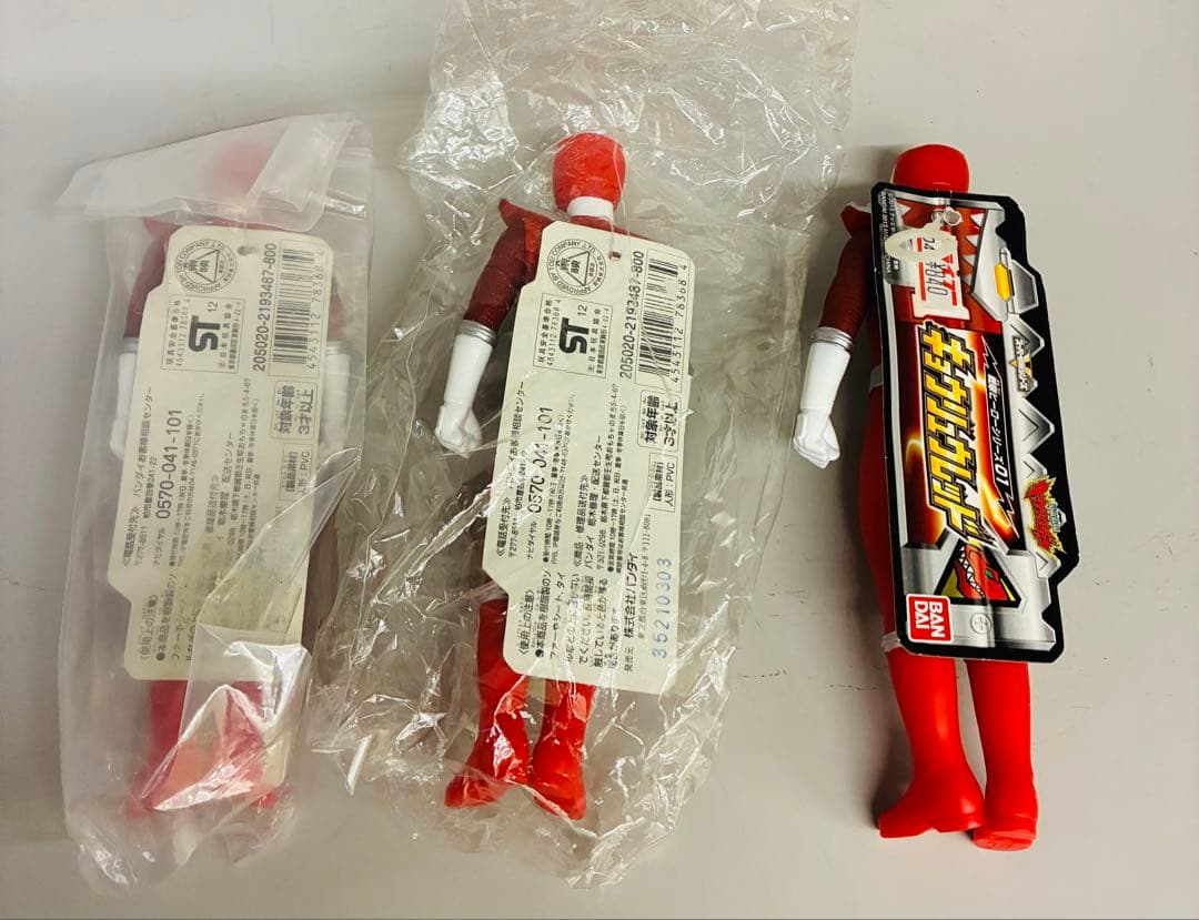キョウリュウジャーソフビセット　獣電戦隊キョウリュウジャー