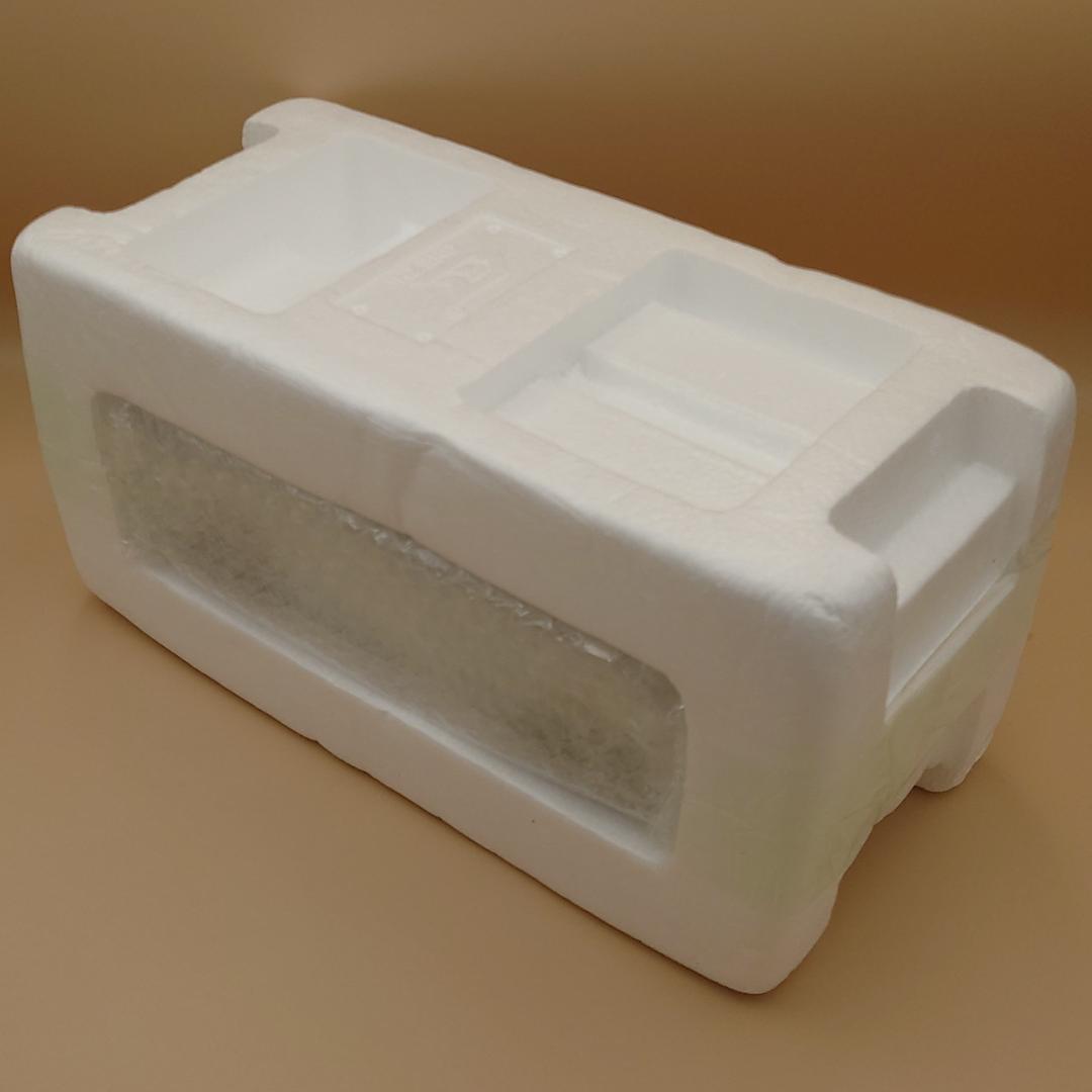 1/18 トヨタ アルファード ホワイト サウンド＆ライト ダイキャストミニカー