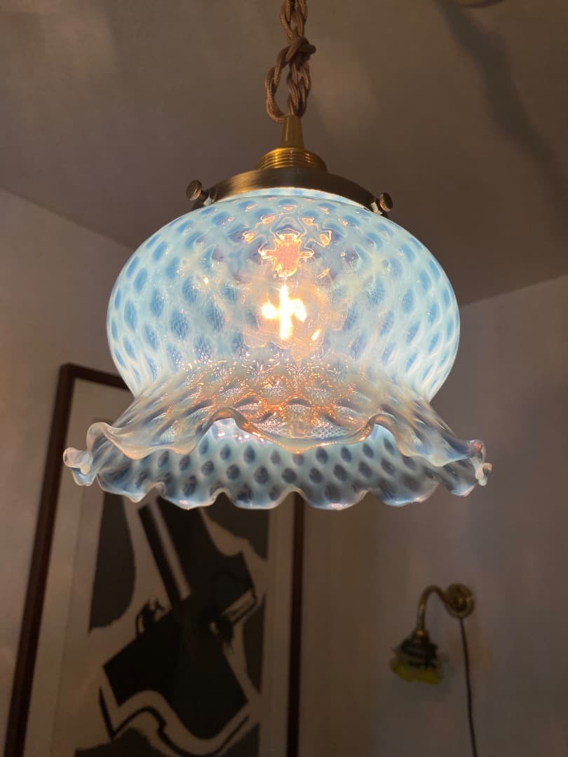 OLD FENTON 　ドット　ブルー　オパールセント ガラスシェード