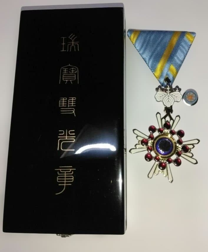 瑞宝双光章・略綬・共箱