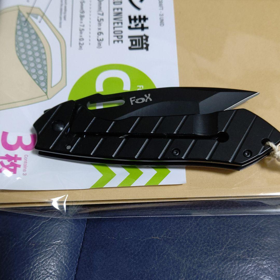 FOX KNIVES【フォックス・ナイブス　替刃付き　ケース付き