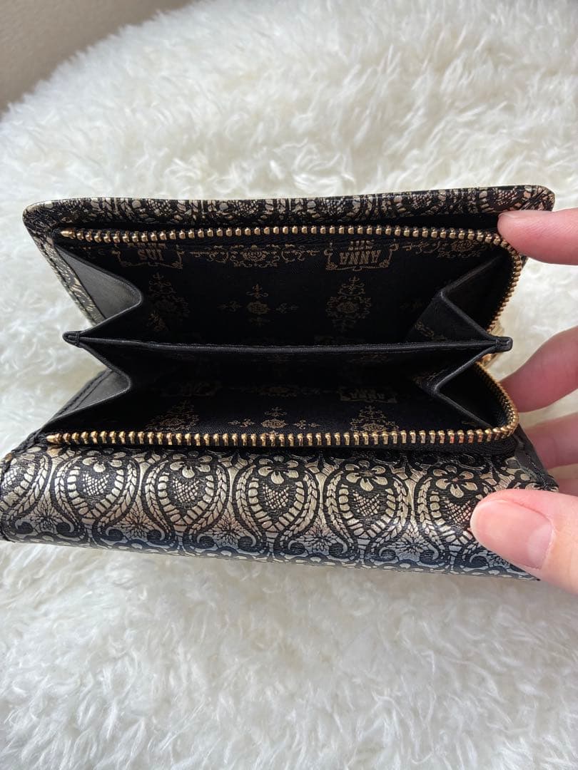みーぷぅ◡̈⃝︎⋆︎*ANNA SUI 折財布 　ブラックゴールド L字ファスナー