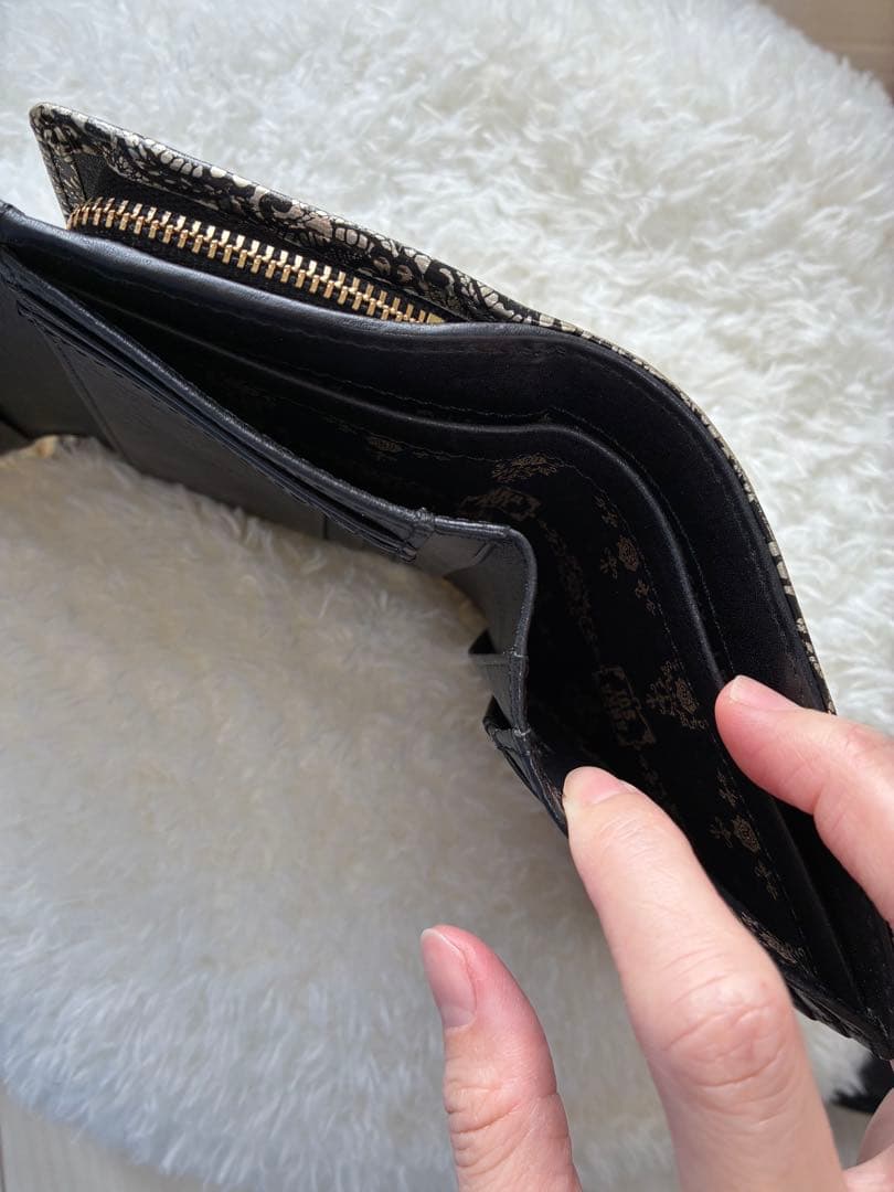 みーぷぅ◡̈⃝︎⋆︎*ANNA SUI 折財布 　ブラックゴールド L字ファスナー