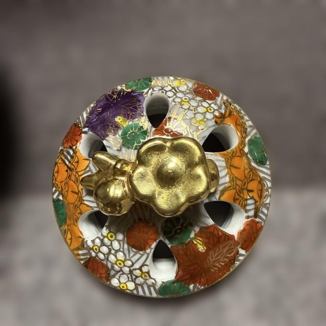 華やかな花模様の九谷焼香炉金花詰