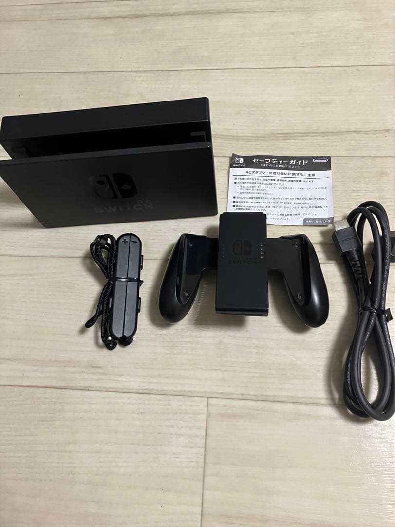 Nintendo Switch ニンテンドースイッチ2020年式動作品、付属品付