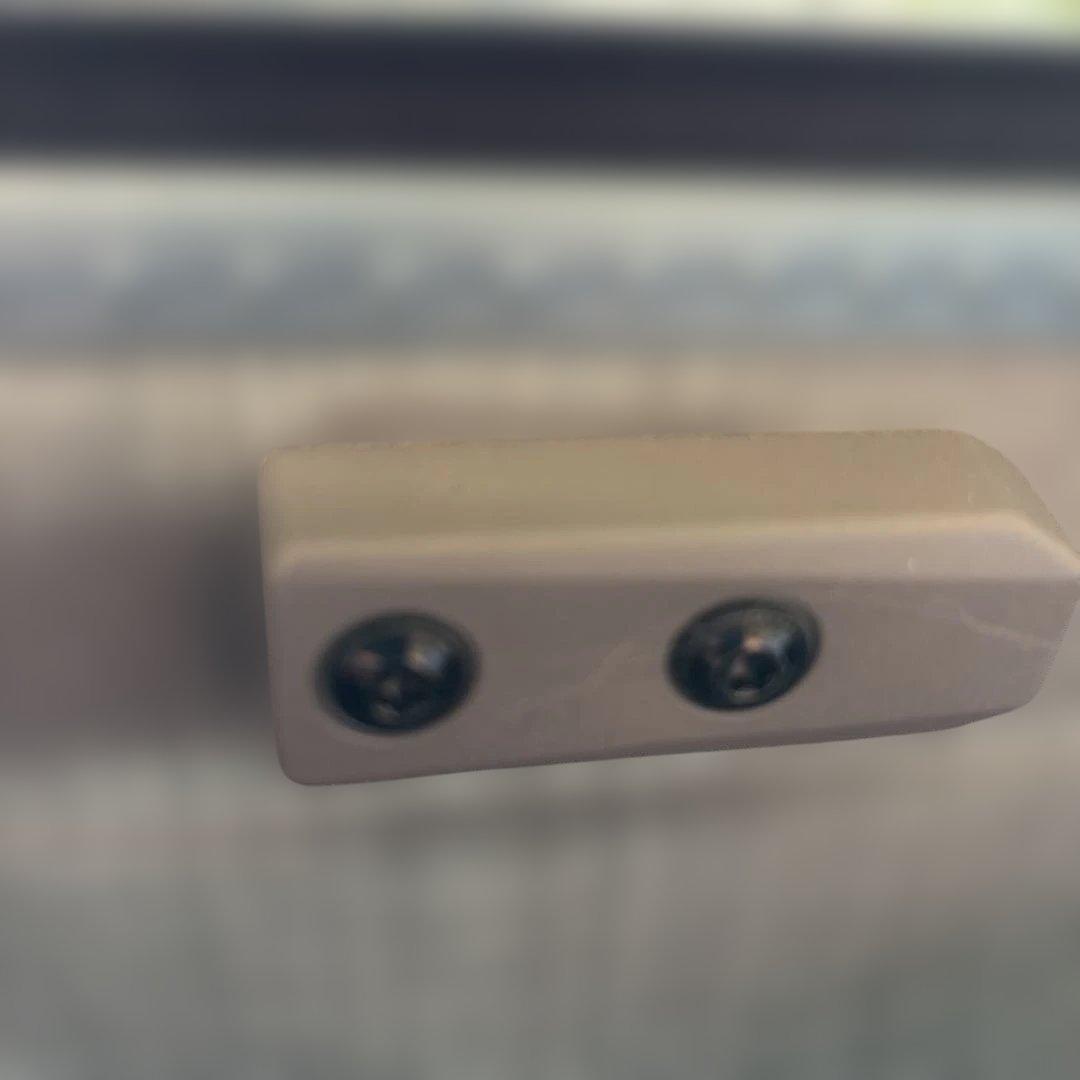 Samsniteスーツケース