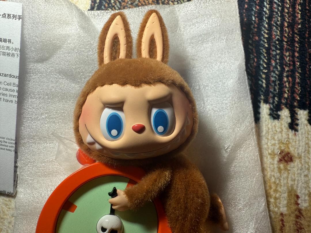 『シークレット』POPMART 1:00 A.M. ラブブ フィギュア