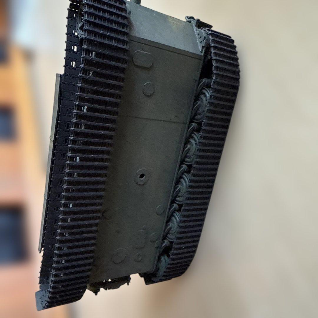 ドイツ軍 Heavy Tank King Tigerプラモデル 完成品？