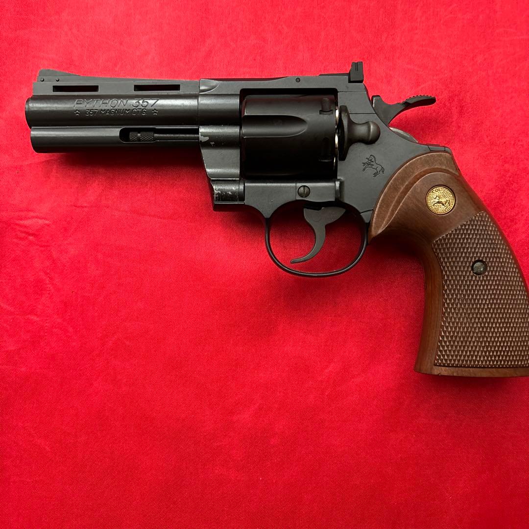 東京マルイ　コルトパイソン　357マグナム4インチ　24連射ガスリボルバー