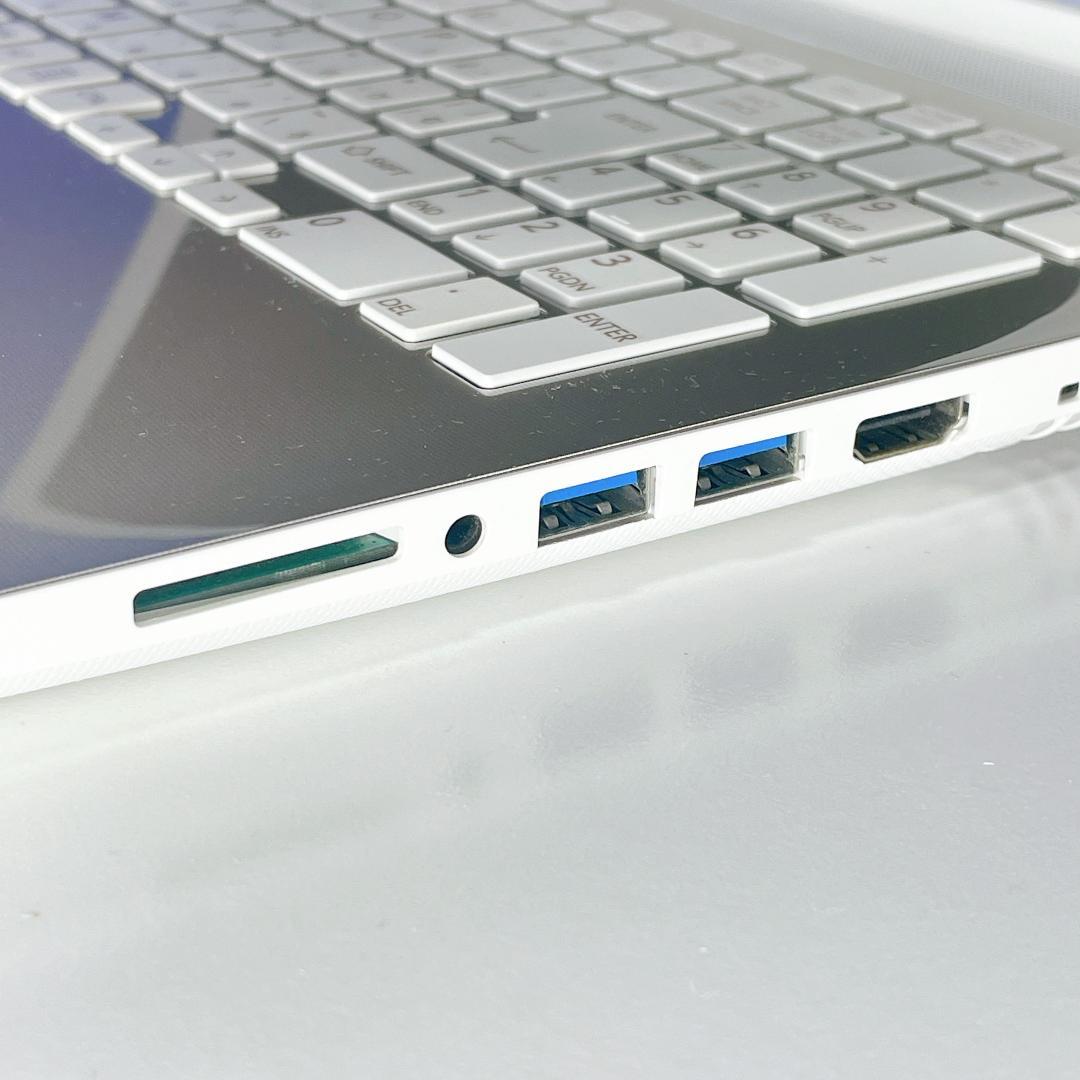 Windows11✨ゴールド✨快速SSDブルーレイ✨東芝 カメラ付ノートPC薄型