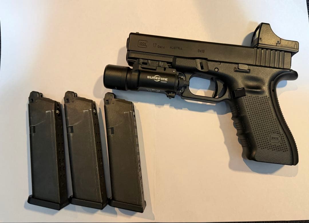 【カスタム】GLOCK17 GEN4 東京マルイ グロック　マガジン3本付属