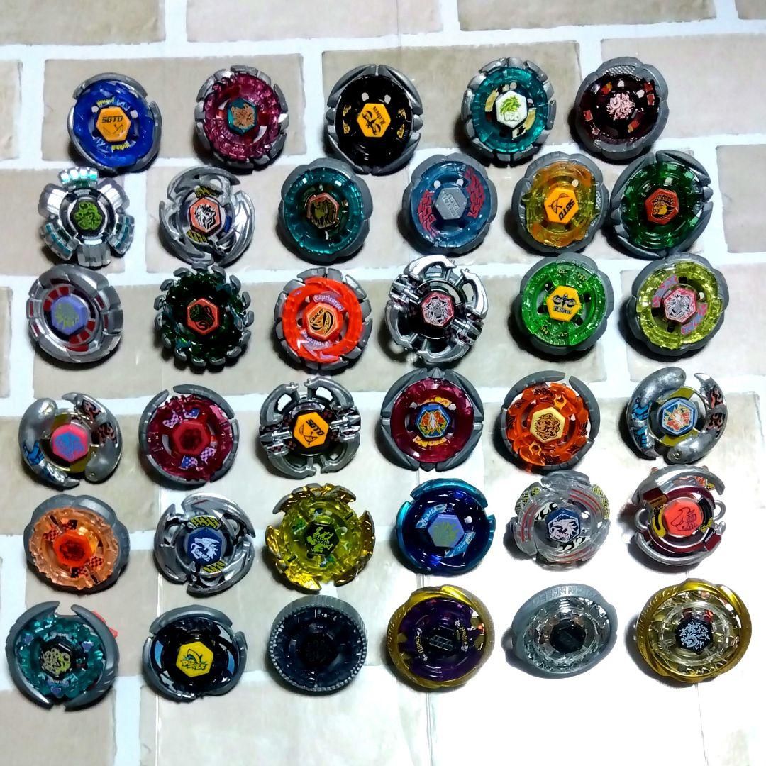 メタルファイトベイブレード　３５個　まとめ売り