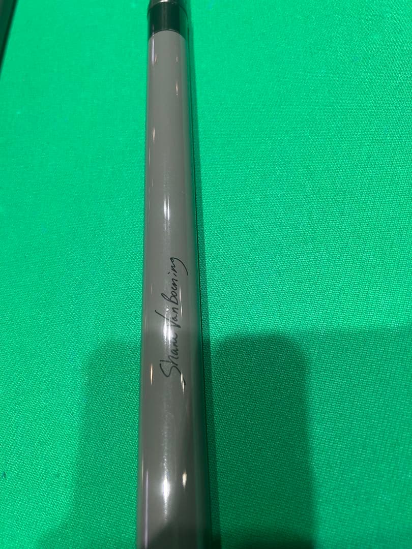 は*ろ様 CUE-TEC ビリヤードキュー　ゴースト　シナジー