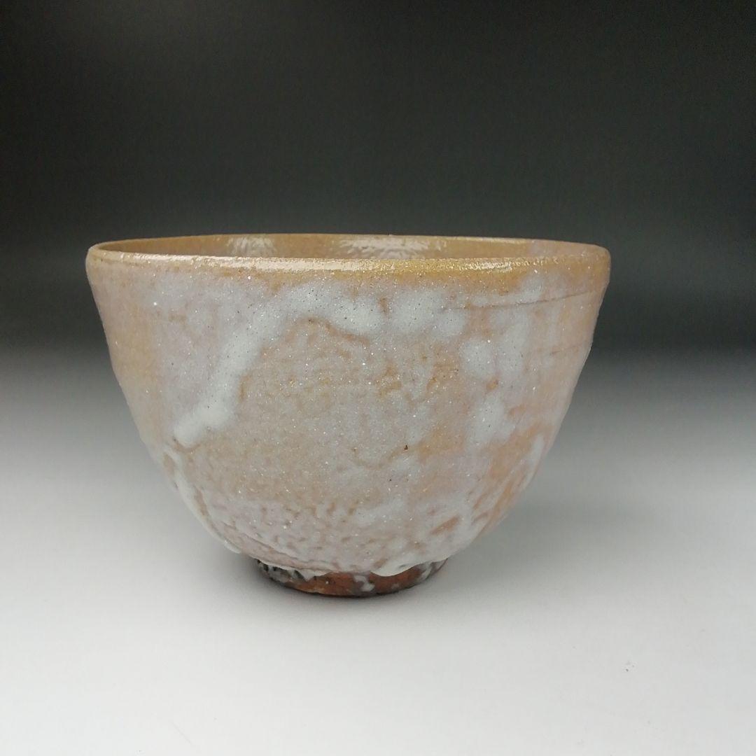 Ｔ３８２　茶碗　『梅華皮はぜ釉　茶碗』『七十四代　朝日豊斎』共箱　抹茶碗　茶道具