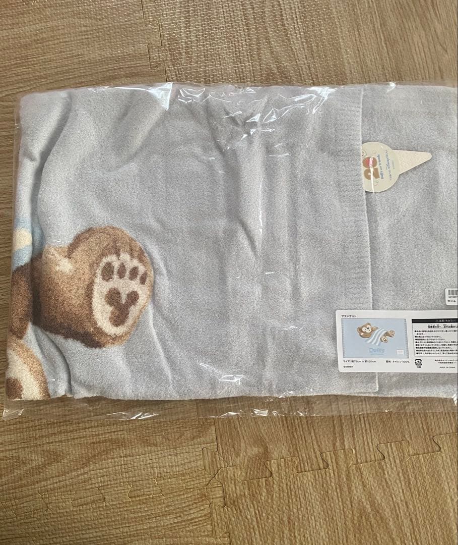 ディズニー　ダッフィー ジェラートピケ　ニットブランケット　新品