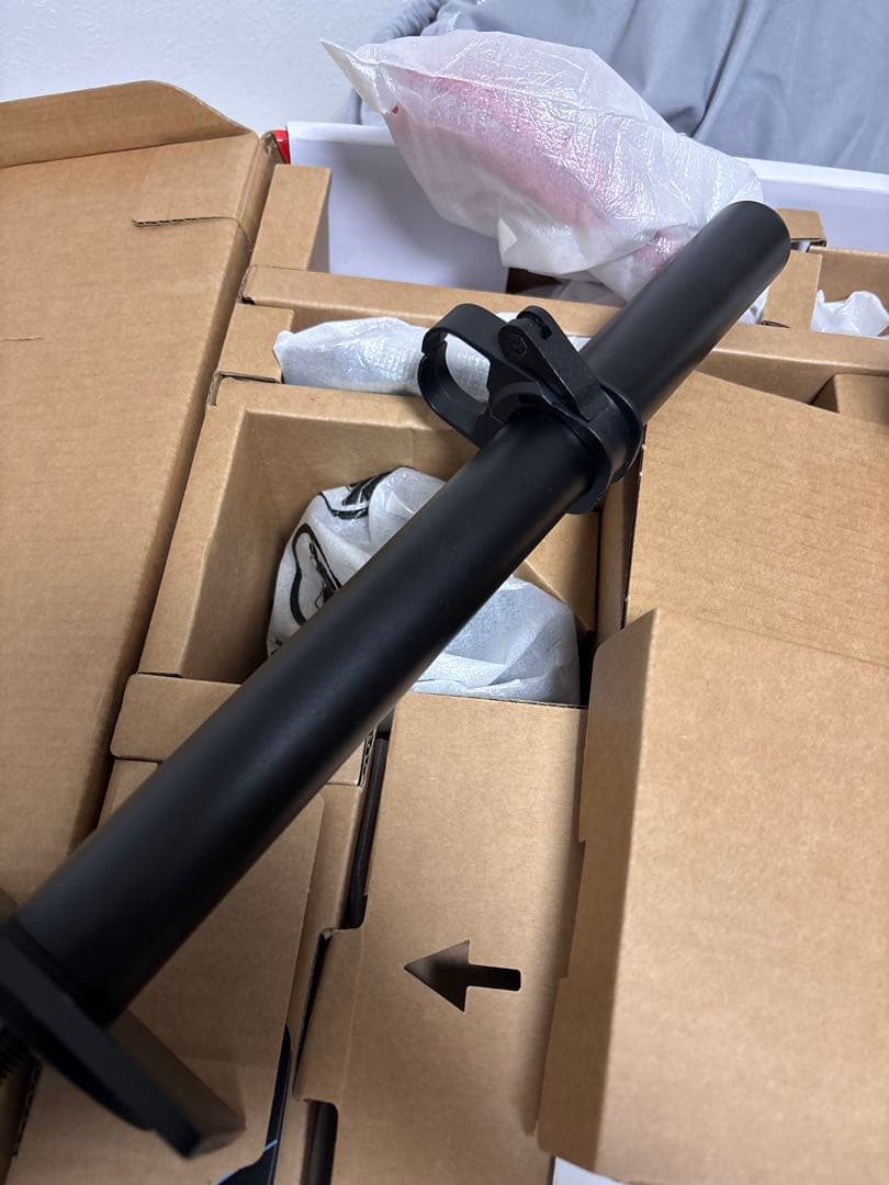 HyperX ARMADA 25 FHD ゲーミングモニター