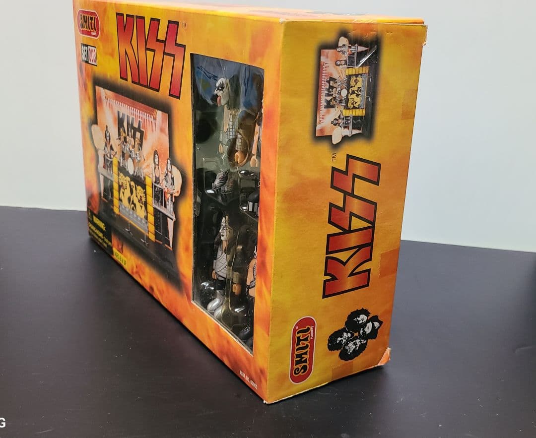 正規品　新品未開封　SMIT KISS フィギュアセット SET