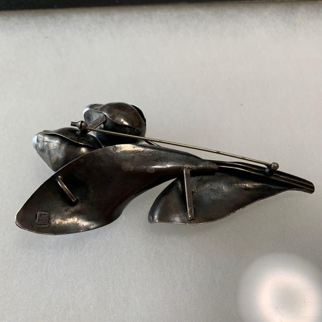 紘　作家銘入り　パール シルバーブローチ 花