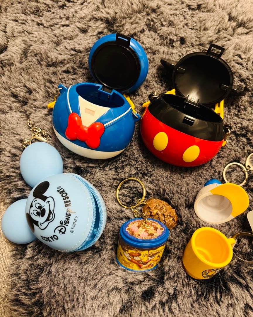 ディズニー　ぬいぐるみバッジ　キーホルダーセット