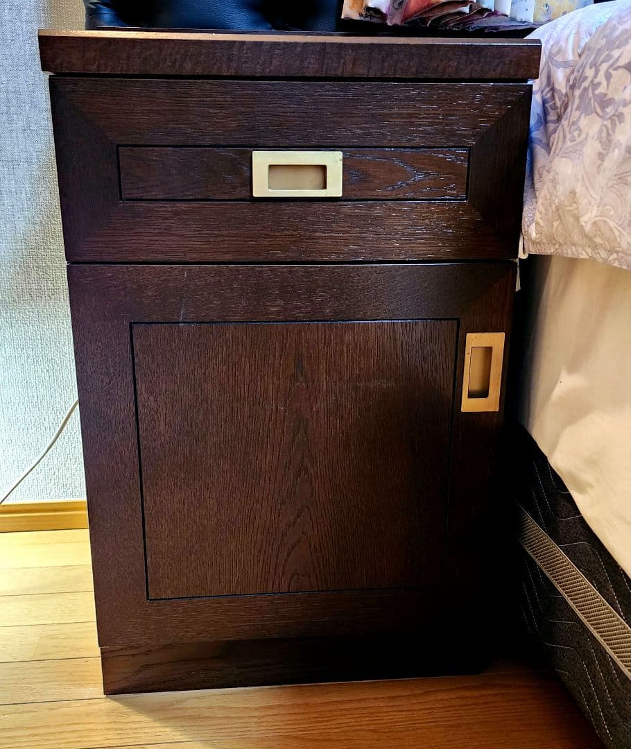② 木製 ナイトテーブル 特注 オーダー家具