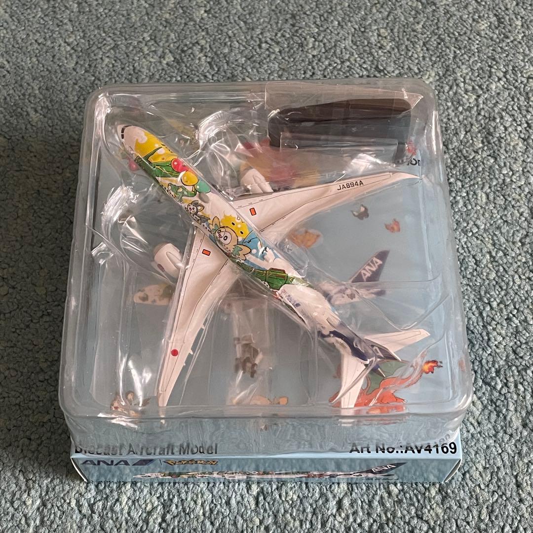 ANA 全日空 787-9 ポケモン ピカチュウジェット AV スタンドt付き