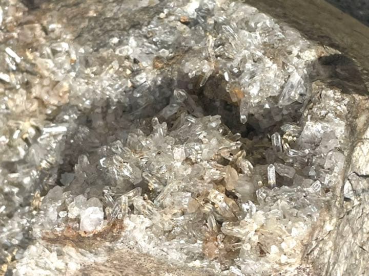 奈良県吉野郡天川村産•水晶群晶